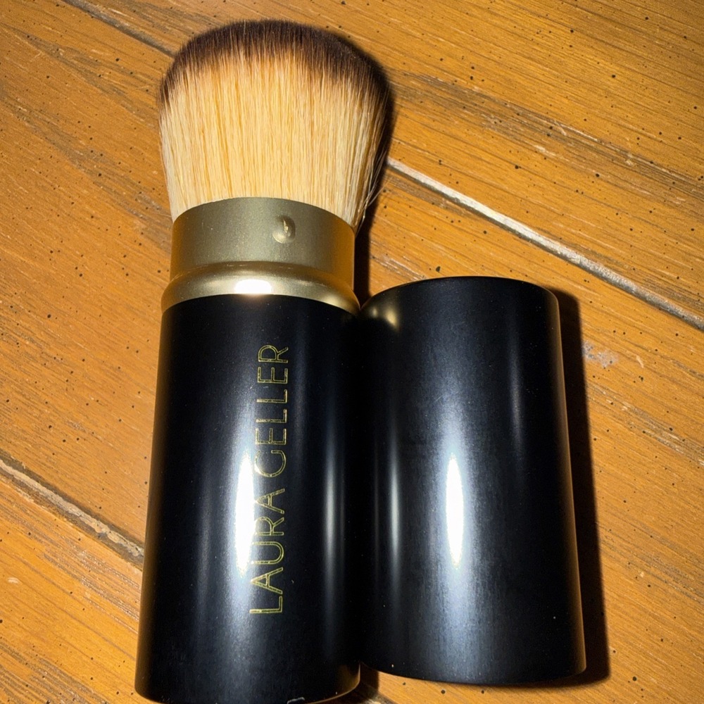 Laura Geller New York Retractable Airbrush Kabuki‎ Makeup Brush NEW